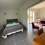 T3 Rénové à 200m De La Plage, Balcon, Parking Privé - Moulleau, - Fr-1-374-100 Appartement *