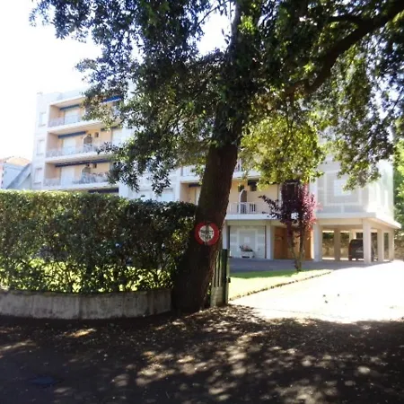 Apartman T3 Renove A 200m De La Plage, Balcon, Parking Prive - Moulleau, - Fr-1-374-100 *