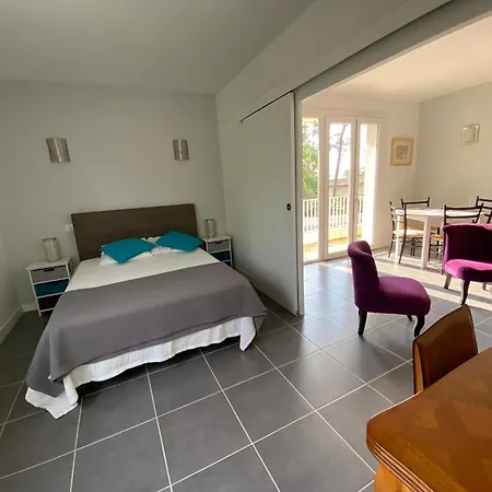 T3 Renove A 200m De La Plage, Balcon, Parking Prive - Moulleau, - Fr-1-374-100 Апартаменты *