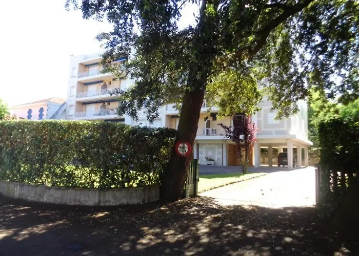 Apartment T3 Renove A 200m De La Plage, Balcon, Parking Prive - Moulleau, - Fr-1-374-100 *